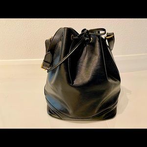 Louis Vuitton Epi Noe In Black Bucket
